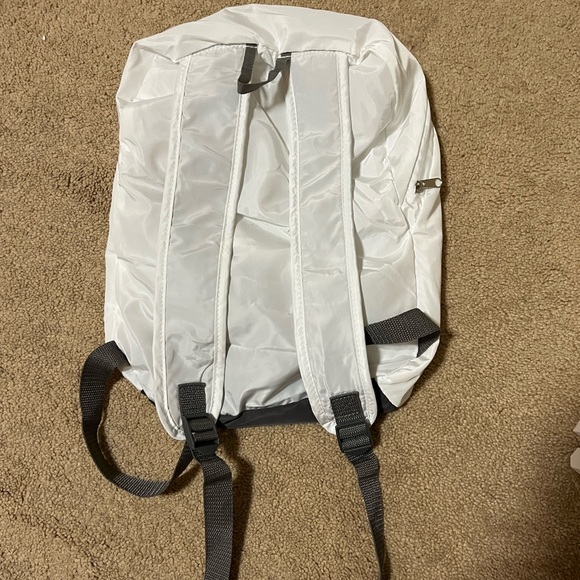 Backpack - Picture 3 of 3